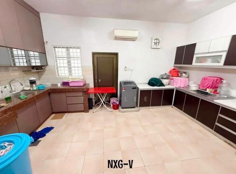 2-storey Terraced House for Sale in Taman Klang Utama (Kapar) - Tom Lee - Kitchen - PropertyGuru.com.my