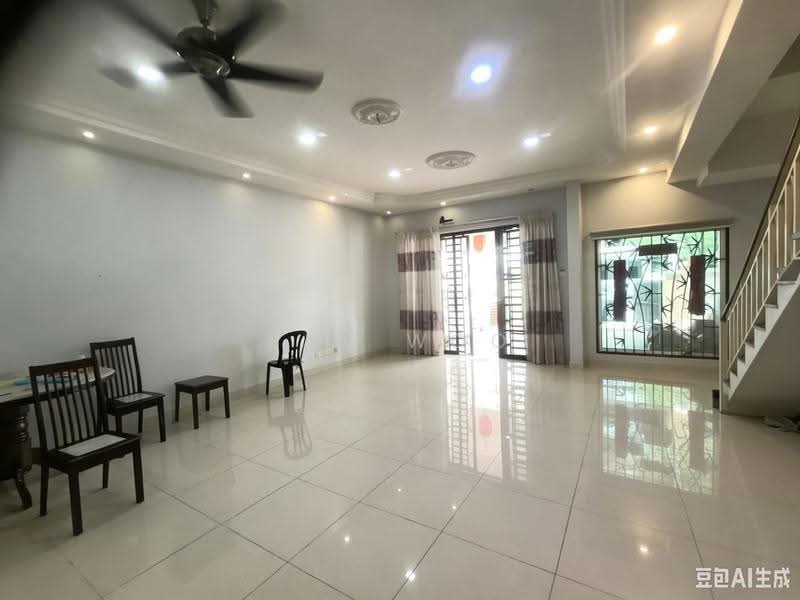 2.5-storey Terraced House for Sale in Taman Meranti Jaya (Puchong) - Ben Woo - Living Room - PropertyGuru.com.my