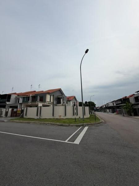 Rumah Teres 2-Tingkat untuk Dijual di Bandar Dato Onn (Tebrau) - Sharon Lau - Exterior - PropertyGuru.com.my