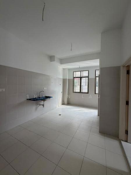 Rumah Teres 2-Tingkat untuk Dijual di Bandar Dato Onn (Tebrau) - Sharon Lau - Kitchen - PropertyGuru.com.my
