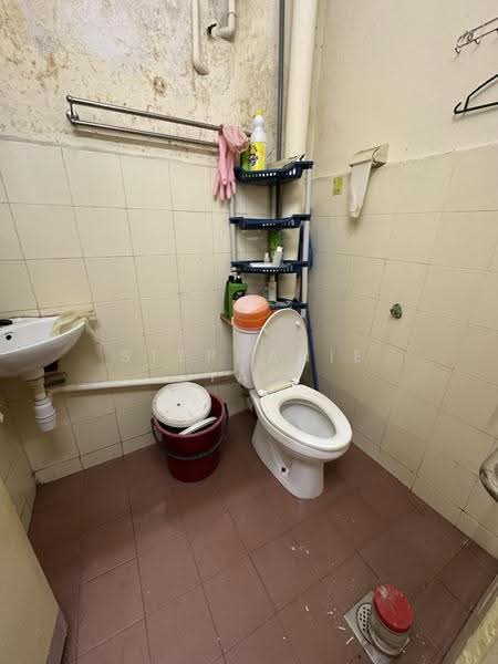 Kediaman Servis untuk Disewa di Taman Sentosa - Stephanie Yap - Bathroom - PropertyGuru.com.my