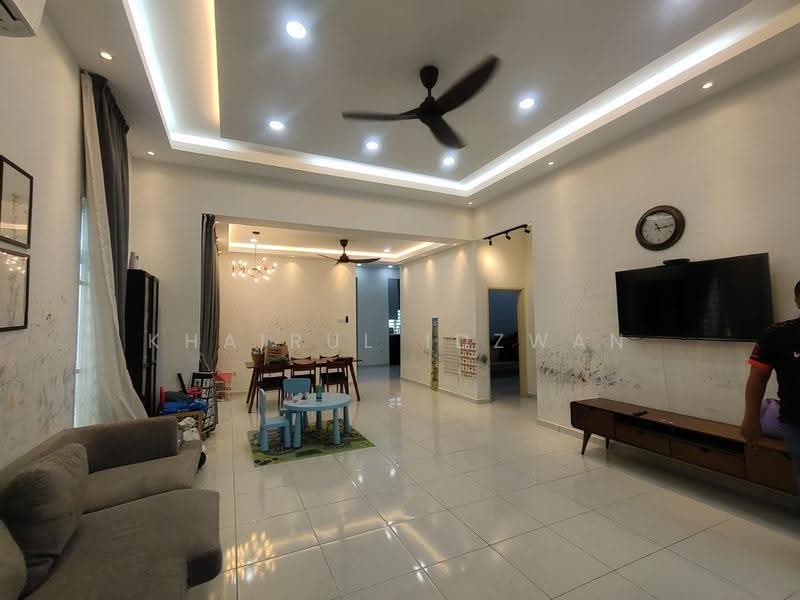 Bungalow House for Sale in Senawang (Negeri Sembilan) - Khairul Idzwan - Living Room - PropertyGuru.com.my