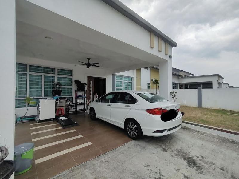 Bungalow House for Sale in Senawang (Negeri Sembilan) - Khairul Idzwan - Exterior - PropertyGuru.com.my