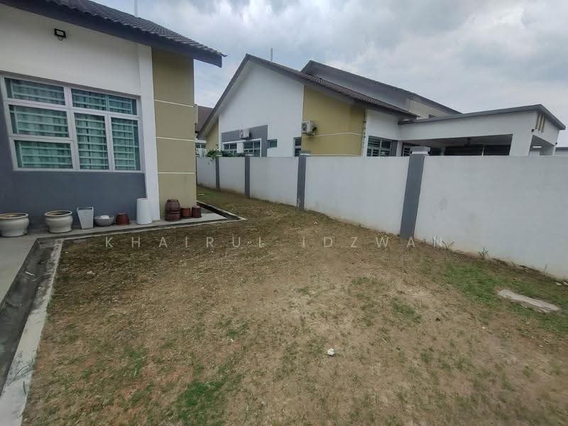 Bungalow House for Sale in Senawang (Negeri Sembilan) - Khairul Idzwan - Exterior - PropertyGuru.com.my