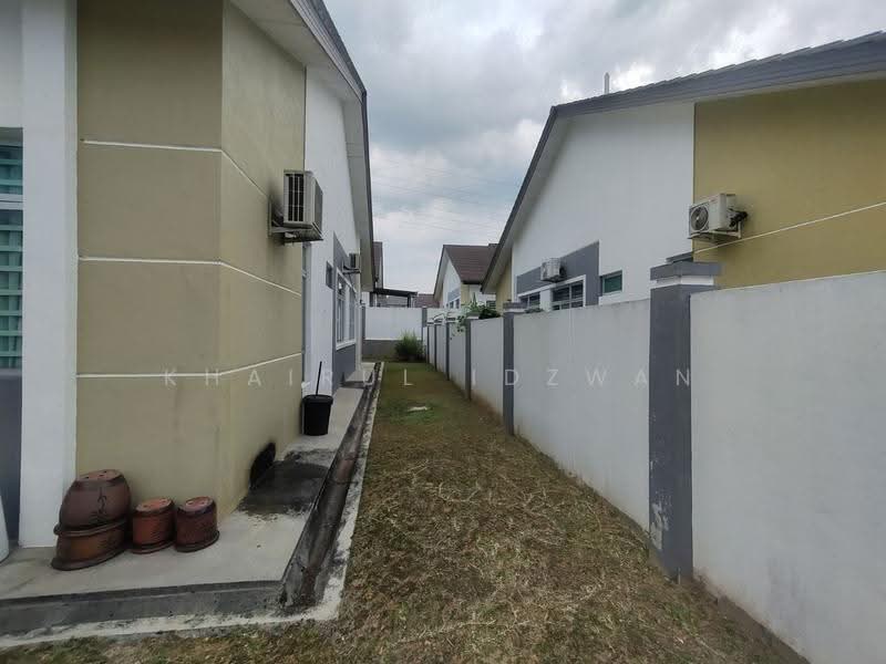Bungalow House for Sale in Senawang (Negeri Sembilan) - Khairul Idzwan - Exterior - PropertyGuru.com.my