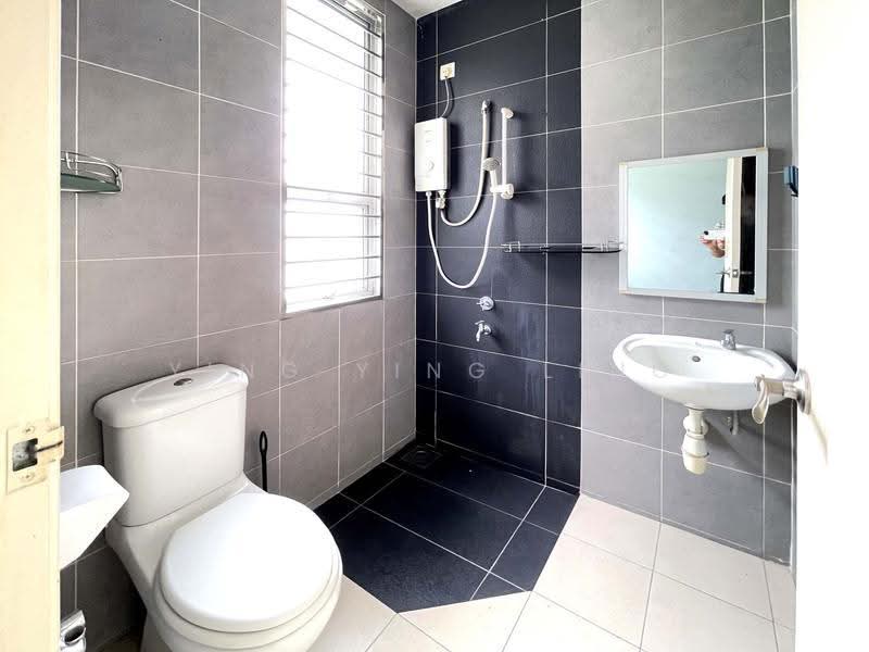 Rumah Teres 2-Tingkat untuk Dijual di Masai (Johor) - Ying Ying Ling - Bathroom - PropertyGuru.com.my