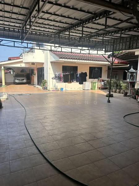 2-storey Terraced House for Sale in Kampung Cempaka Sari (Ipoh) - Ivy Yong - Exterior - PropertyGuru.com.my