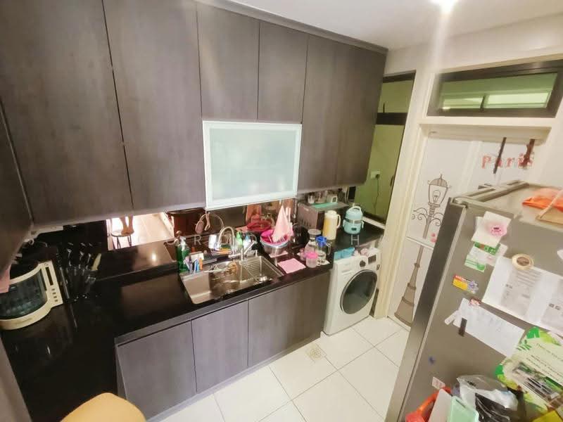Kediaman Servis untuk Dijual di Sky Oasis Residence (Pangsapuri Oasis 1) - Gordon Chai - Kitchen - PropertyGuru.com.my