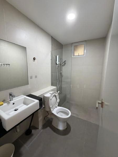 Kondominium untuk Dijual di Tree Sparina - Sunny Tse - Bathroom - PropertyGuru.com.my