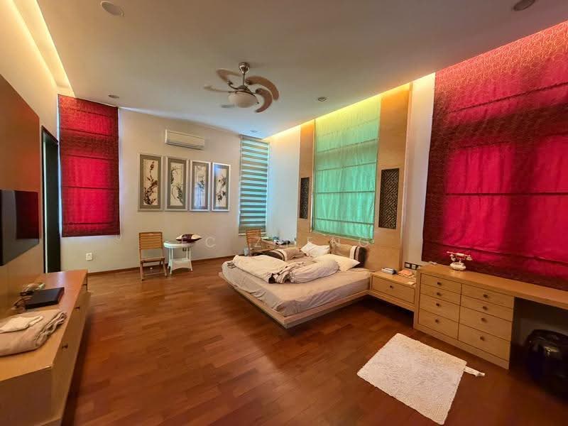 Bungalow House for Sale in Seri Tanjung Pinang (Tanjung Tokong) - EC Zheng - Bedroom - PropertyGuru.com.my