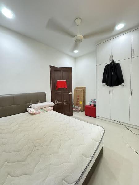 Rumah Teres 2-Tingkat untuk Dijual di Taman Wawasan (Puchong) - Jayden Lee - Bedroom - PropertyGuru.com.my