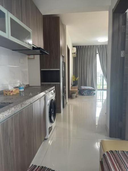 Condominium for Sale at Forest City - Nathan Chan - Kitchen - PropertyGuru.com.my