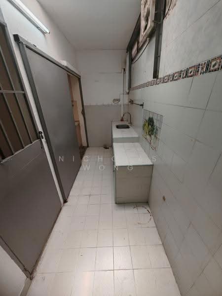 2.5-storey Terraced House for Rent in Taman Sri Sinar (Segambut) - nicholas wong - Kitchen - PropertyGuru.com.my