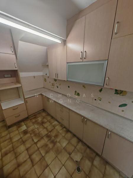2.5-storey Terraced House for Rent in Taman Sri Sinar (Segambut) - nicholas wong - Kitchen - PropertyGuru.com.my