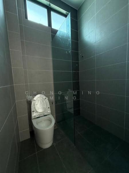 Bungalow House for Sale in Seremban (Negeri Sembilan) - Chong Ming Ming - Bathroom - PropertyGuru.com.my