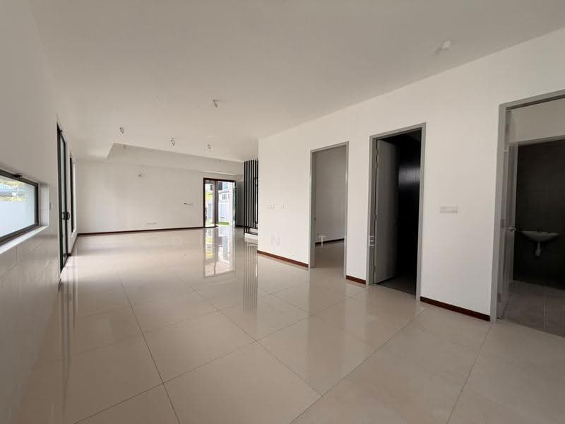 Rumah Berkembar untuk Disewa di Ampang (Selangor) - Diren Tee - Living Room - PropertyGuru.com.my