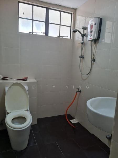 Condominium for Rent at Tiara Damansara - Betty Ning - Bathroom - PropertyGuru.com.my