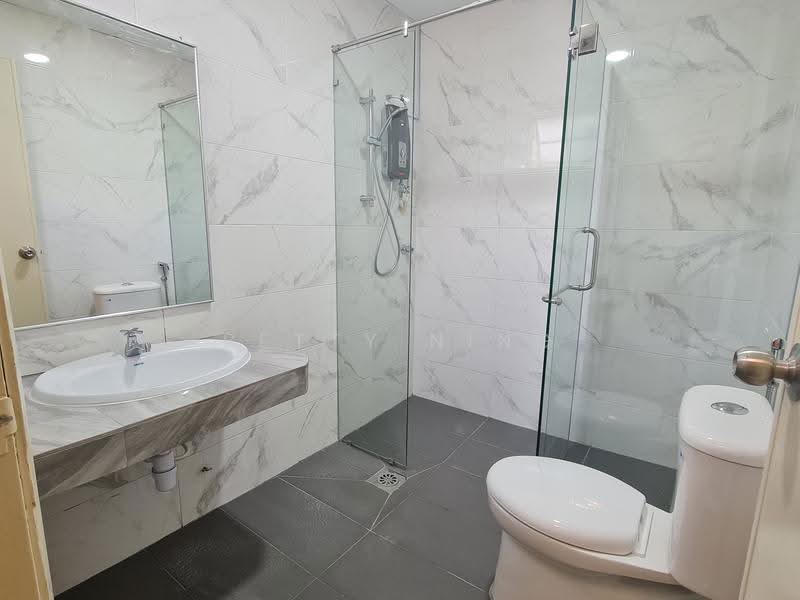 Condominium for Rent at Tiara Damansara - Betty Ning - Bathroom - PropertyGuru.com.my