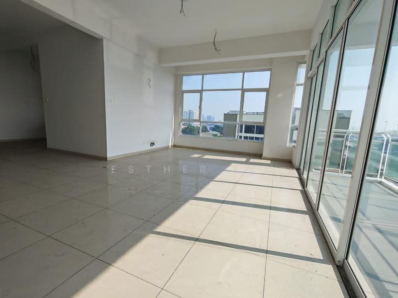 Kondominium untuk Dijual di Nautical Bay - Esther Sim - Living Room - PropertyGuru.com.my