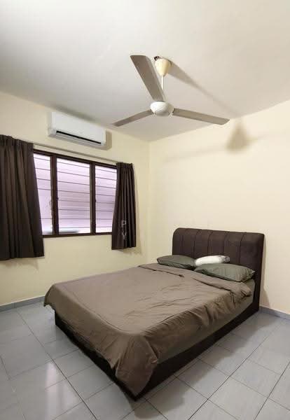 Pangsapuri untuk Disewa di Vista Lavender - Stephanie Yap - Bedroom - PropertyGuru.com.my