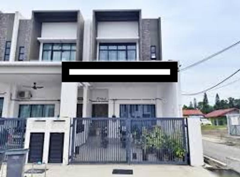 2-storey Terraced House for Sale in Taman Bukit Cheng (Cheng) - Jason Tang - Exterior - PropertyGuru.com.my