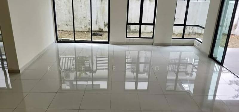Rumah Berkembar untuk Dijual di Mahkota Hills (Cheras) - Kweenie Chong - Living Room - PropertyGuru.com.my
