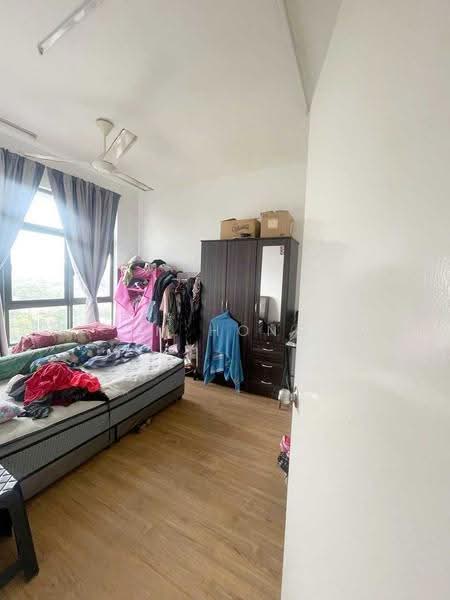 Kondominium untuk Dijual di Casa Green - FM Hong - Bedroom - PropertyGuru.com.my