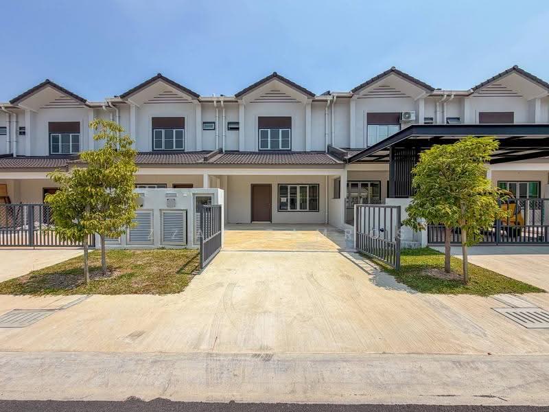 Rumah Teres 2-Tingkat untuk Dijual di Sepang (Selangor) - Izzat Zamros - Exterior - PropertyGuru.com.my