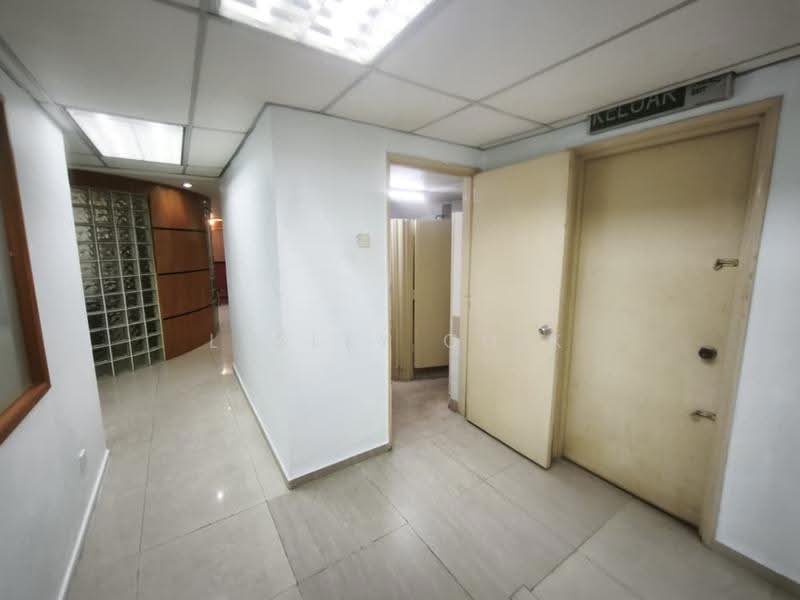 Shop / Office for Rent in Ampang Jaya (Ampang) - Lesley Chik - Corridor - PropertyGuru.com.my