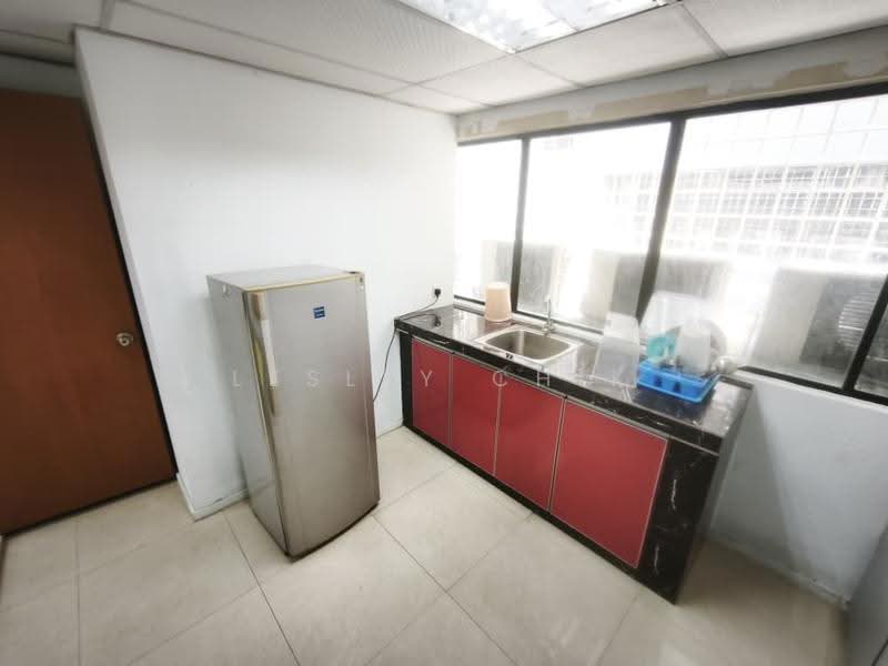 Shop / Office for Rent in Ampang Jaya (Ampang) - Lesley Chik - Kitchen - PropertyGuru.com.my