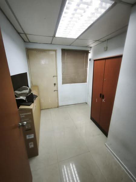 Shop / Office for Rent in Ampang Jaya (Ampang) - Lesley Chik - Interior - PropertyGuru.com.my