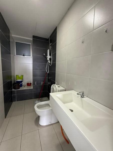 Kondominium untuk Disewa di Residensi PV18 - Stephanie . - Bathroom - PropertyGuru.com.my