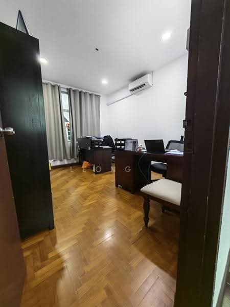 Rumah Berkembar untuk Dijual di George Town (Penang) - Leong . - Study - PropertyGuru.com.my