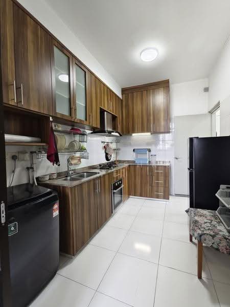Kediaman Servis untuk Disewa di The Sky Executive Suites - Wong Shau Wei - Kitchen - PropertyGuru.com.my