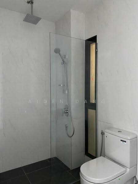 Service Residence for Sale at Reizz Residence - Aiden Dang - Bathroom - PropertyGuru.com.my