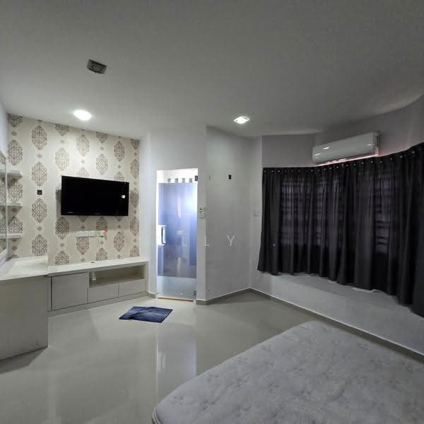 2-storey Terraced House for Sale in Sungai Ara (Penang) - Lilly . - Bedroom - PropertyGuru.com.my