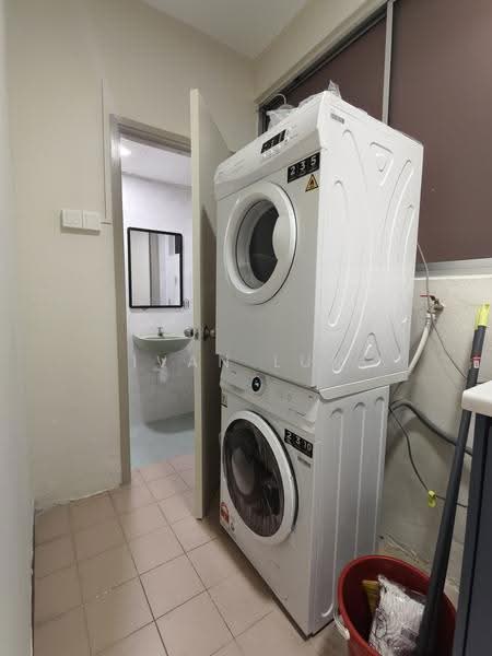 Kondominium untuk Disewa di Puncak Nusa Kelana - Ivan Lum - Bathroom - PropertyGuru.com.my