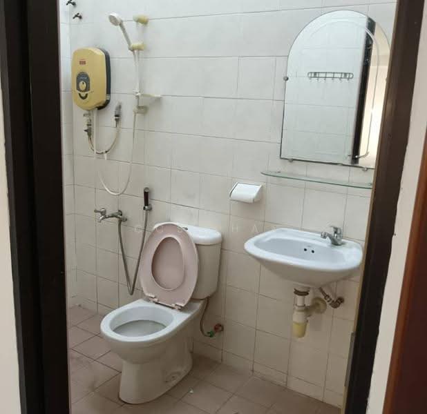 2-storey Terraced House for Rent in Taman Sea (Petaling Jaya) - CCS Shan - PropertyGuru.com.my