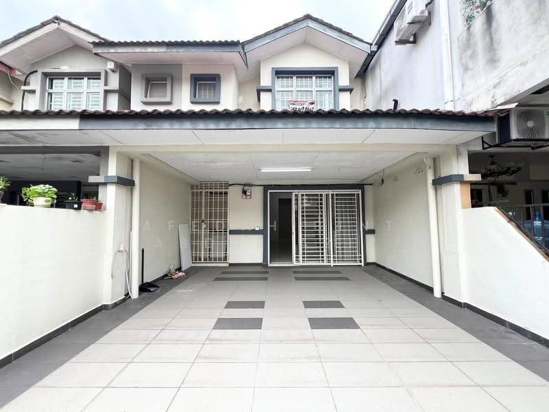 Rumah Teres 2-Tingkat untuk Dijual di Taman Putra Prima (Puchong) - Rafedah Binti Abdul Aziz - Exterior - PropertyGuru.com.my