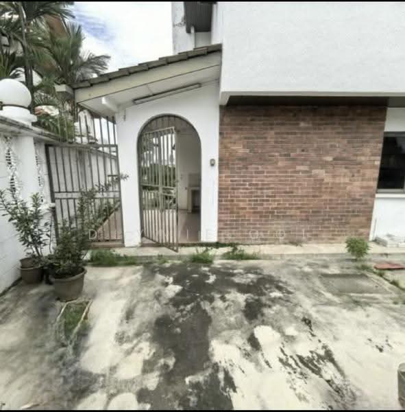 Bungalow House untuk Dijual di Taman Desa (Kuala Lumpur) - Dlynie Ooi - Exterior - PropertyGuru.com.my