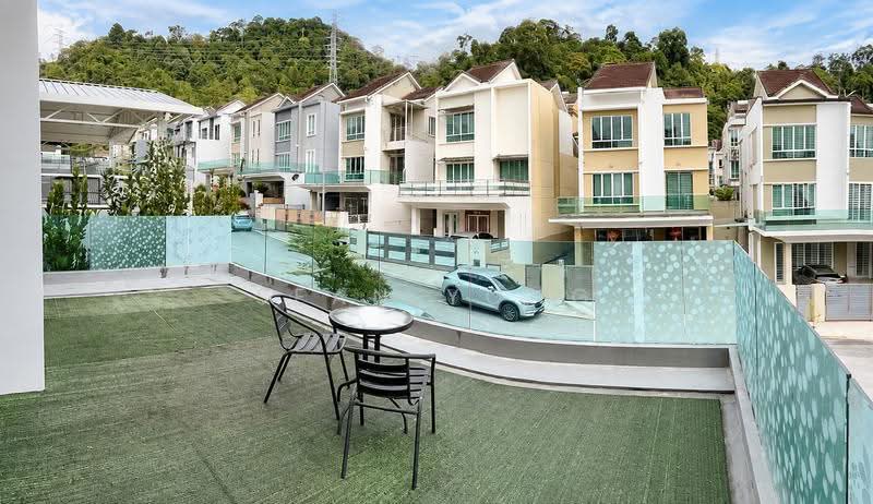 Rumah Berkembar untuk Dijual di One Sierra (Selayang) - Sean Yong - Exterior - PropertyGuru.com.my