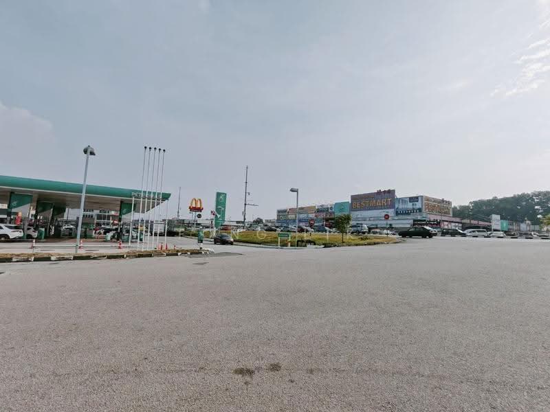 Shop for Sale in Taman Nusa Bestari (Iskandar Puteri (Nusajaya)) - Fong Lik - Exterior - PropertyGuru.com.my