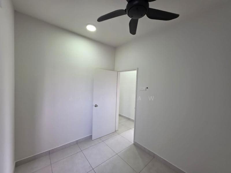 Service Residence for Sale at Majestic Maxim - Alex Leaw - Interior - PropertyGuru.com.my
