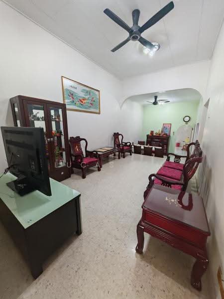 Rumah Teres 2-Tingkat untuk Dijual di Taman Sri Bintang (Kepong) - Lucas Lim - Living Room - PropertyGuru.com.my