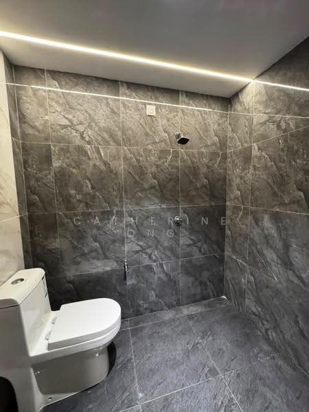 Rumah Teres 2-Tingkat untuk Dijual di Taman Pelangi (Johor Bahru) - Catherine Ong - Bathroom - PropertyGuru.com.my