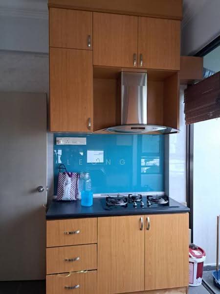 Kondominium untuk Dijual di Eden Seaview Condominium - Leong . - Kitchen - PropertyGuru.com.my