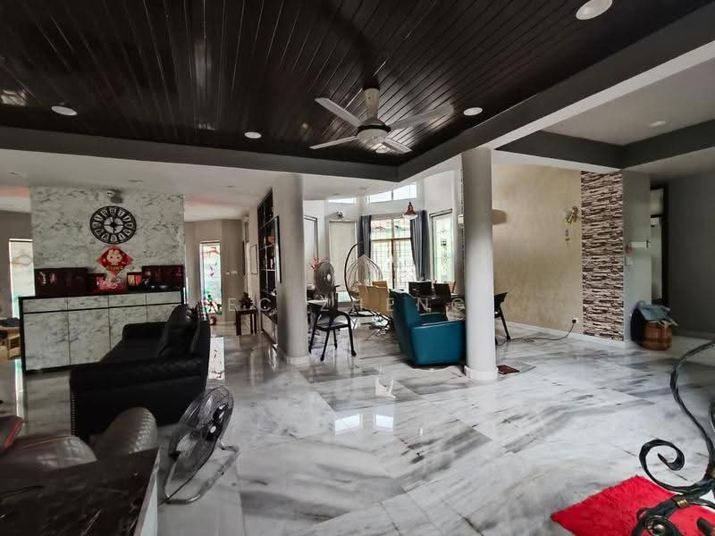 Bungalow House untuk Dijual di Pulau Tikus (Penang) - EC Zheng - Living Room - PropertyGuru.com.my