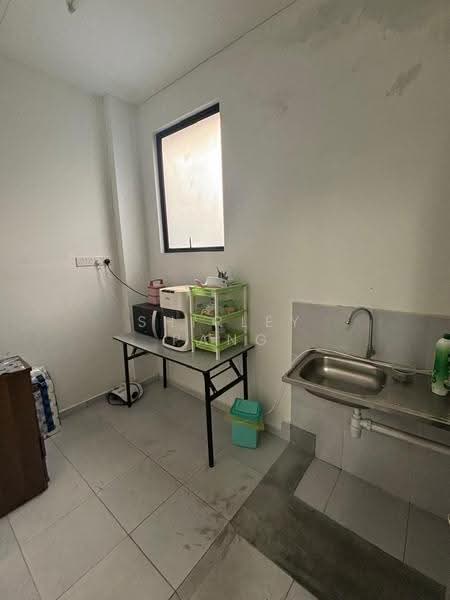 Cluster Factory for Sale in Eco Business Park 1 (Johor Bahru) - Shirley Pang - Kitchen - PropertyGuru.com.my
