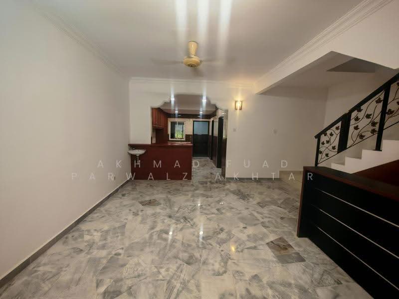 Rumah Teres 2-Tingkat untuk Dijual di Bukit Rahman Putra (Sungai Buloh) - Akhmad Fuad Parwalz Akhtar - Interior - PropertyGuru.com.my