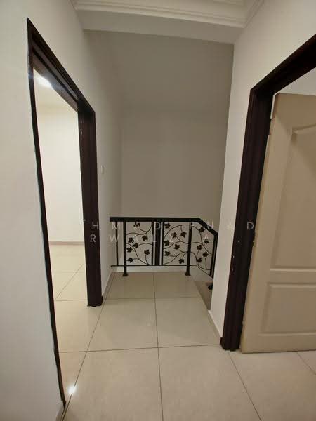 Rumah Teres 2-Tingkat untuk Dijual di Bukit Rahman Putra (Sungai Buloh) - Akhmad Fuad Parwalz Akhtar - Interior - PropertyGuru.com.my